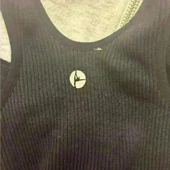 90 Degrees by Reflex Black Cropped Ribbed Ruffle Tank Top OS - Picture 5 of 6